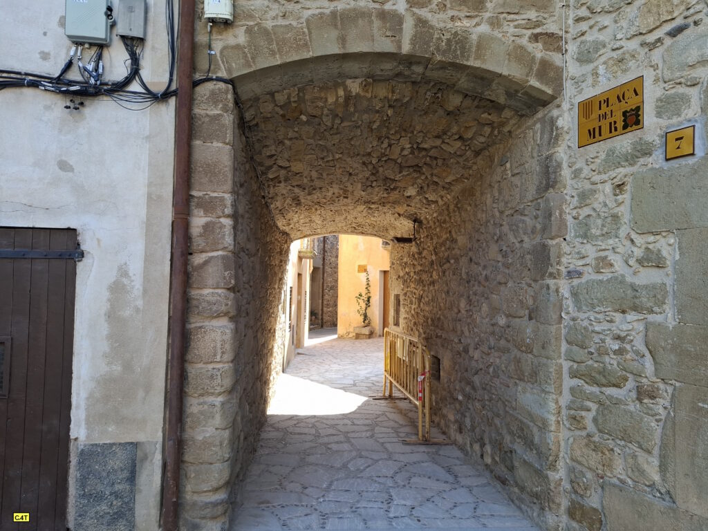 Corçà - Porta